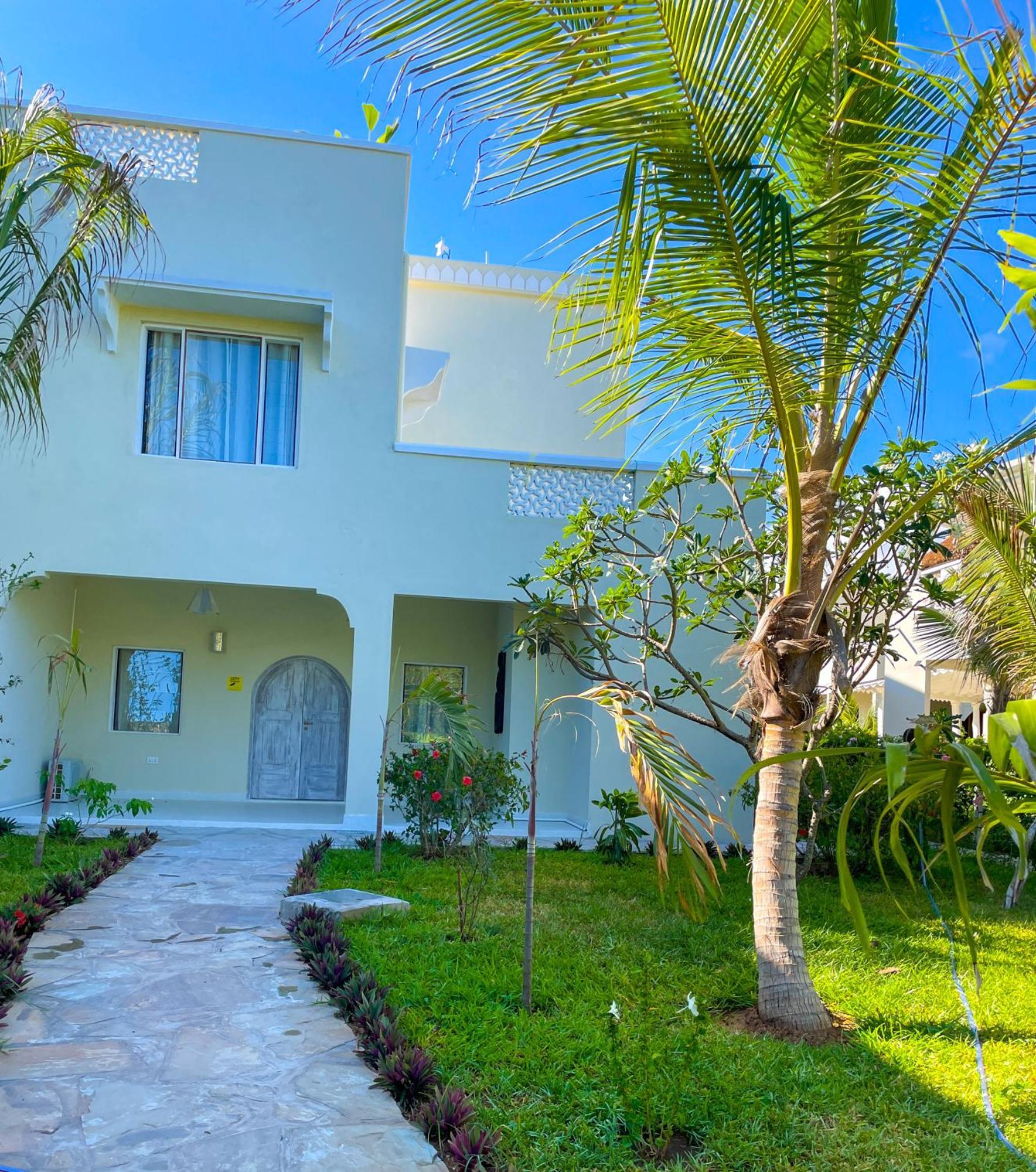 White Villa - Paparemo Beach Watamu Exteriör bild