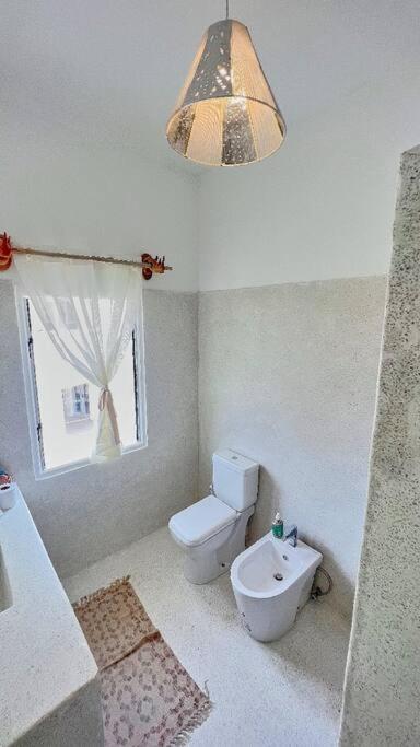 White Villa - Paparemo Beach Watamu Exteriör bild